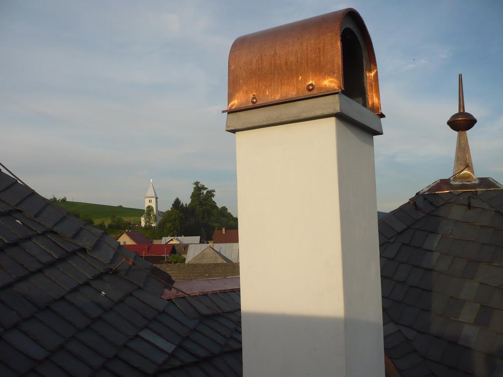 Appartement Castle Kastiel Kotešová Extérieur photo